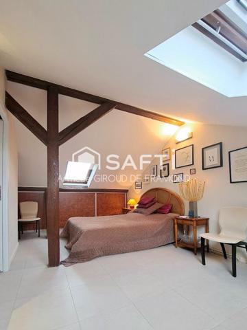 À Mulhouse (68100) duplex élégant et lumineux de 87 m2 (120 m2 au sol), proche quartier Nouveau Bassin, à proximité des commodités .