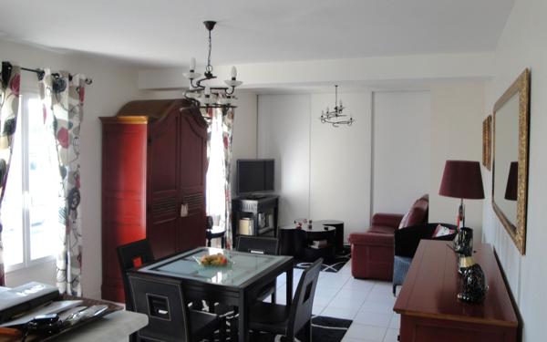 Appartement à vendre    2 pièces • 50 m2 Périgny