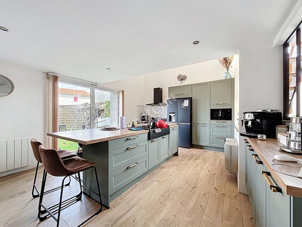 Maison à vendre - 6 pièces Montaigu Vendée