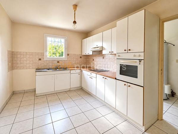 Vente
                Maison120 m² - 5 Pièces -
                    LES BILLAUX (33500)