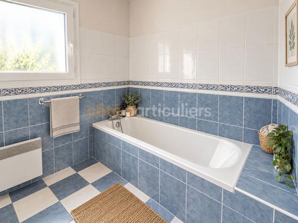 Vente
                Maison120 m² - 5 Pièces -
                    LES BILLAUX (33500)