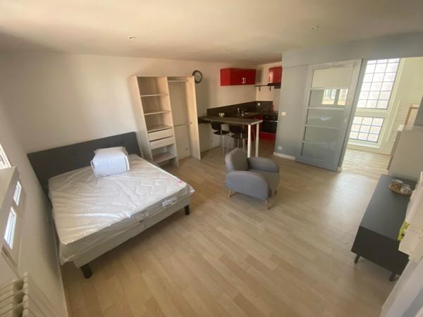 Appartement
         1 pièce
        - 26 m² 82 450 € *