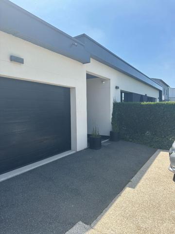 bois guillaume Maison moderne toit plat 150m² plein pied jardin 750m² garage 3 chambres suite parentale DPE B quartier collège leonard de vinci