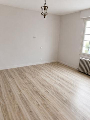 Bel appartement 3 chambres avec belle terrasse/véranda, Vaire 85150