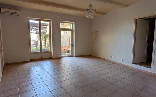 Appartement à vendre    5 pièces • 101,73 m2 Remoulins