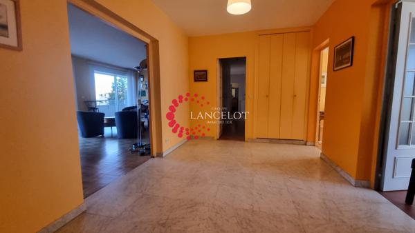 6 pièces 152 m² avec grand balcon, vue dégagée et garage en option
