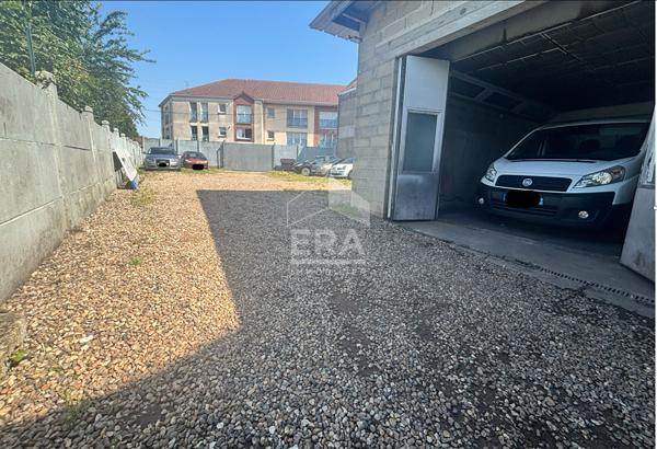 Entrepôt / local industriel / Appartement Grenay 520 m2
