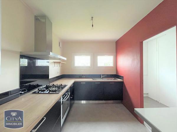 Appartement à louer 4 pièces 90.41m² Libourne (33500)