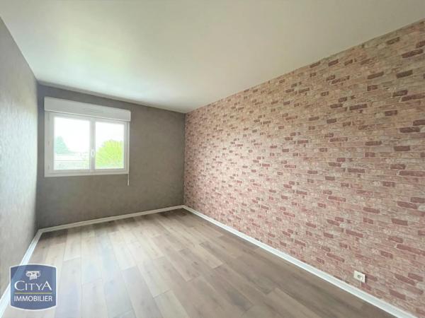 Appartement à louer 4 pièces 90.41m² Libourne (33500)
