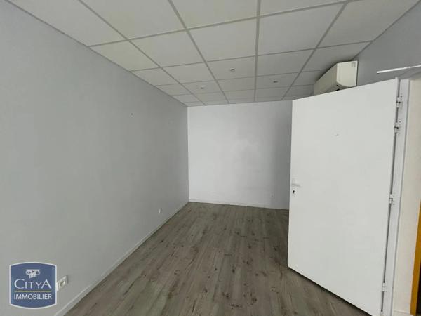 Local commercial à vendre 75m²