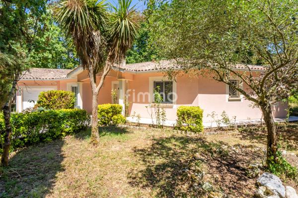Maison de 134 m² sur une parcelle de 1,2 hectare.