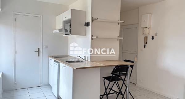 Location Studio 29.18 m² - Morigny-champigny 91150