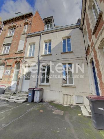 APPARTEMENT A VENDRE - TROIS PIECES - SAINT QUENTIN (AISNE) - 58,04 M²