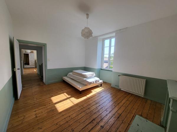 Maison Le Poire Sur Vie 250 m²