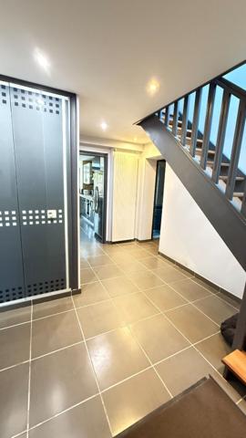 NOAILLES PROCHE... MAISON 6 PIECES, SEJOUR TRIPLE, 3 CHAMBRES, DOUBLE GARAGE, JARDIN