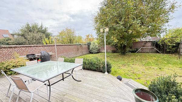 NOAILLES PROCHE... MAISON 6 PIECES, SEJOUR TRIPLE, 3 CHAMBRES, DOUBLE GARAGE, JARDIN