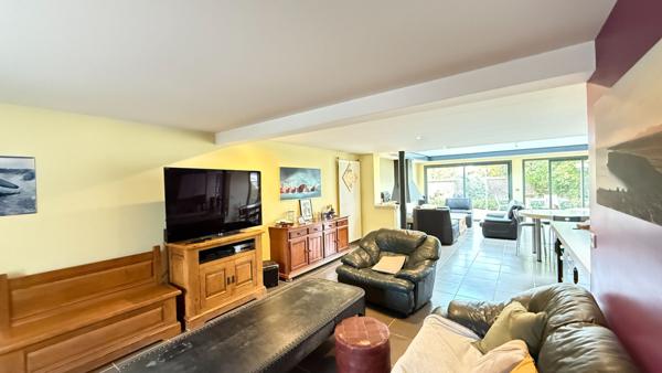 NOAILLES PROCHE... MAISON 6 PIECES, SEJOUR TRIPLE, 3 CHAMBRES, DOUBLE GARAGE, JARDIN