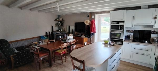 Maison à vendre 2 pièces SAINT JOUIN DE MARNES (79)