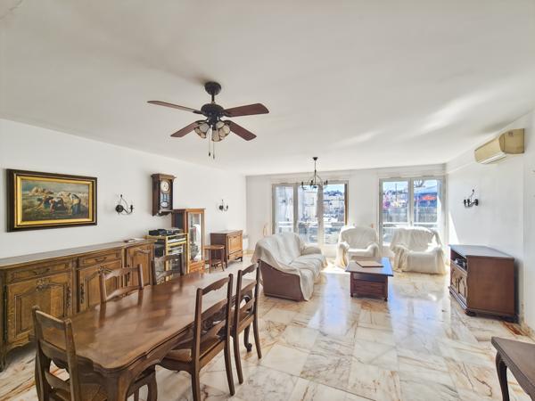 Auch (32000) Appartement T4 de 121m2 avec balcon - Auch centre