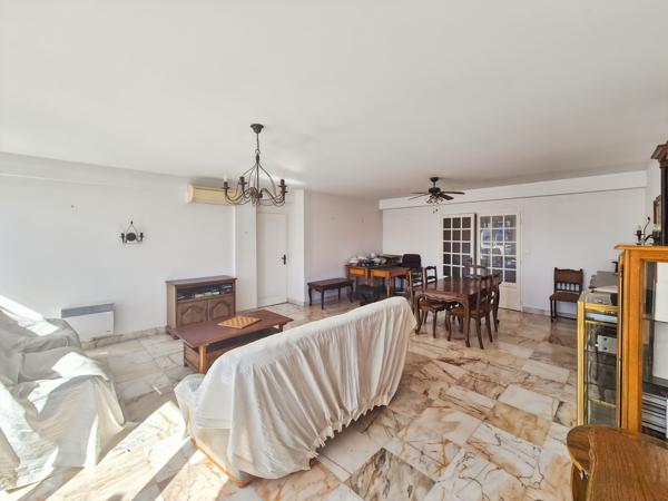 Auch (32000) Appartement T4 de 121m2 avec balcon - Auch centre