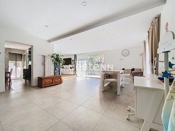 Maison familiale + investissement locatif , le parfait équilibre entre confort et rendement !