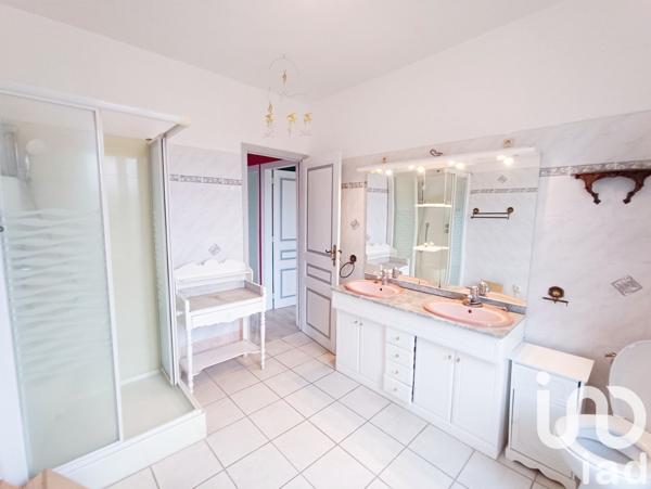 Maison à vendre 5 pièces 102 m² Sainte-Gauburge-Sainte-Colombe