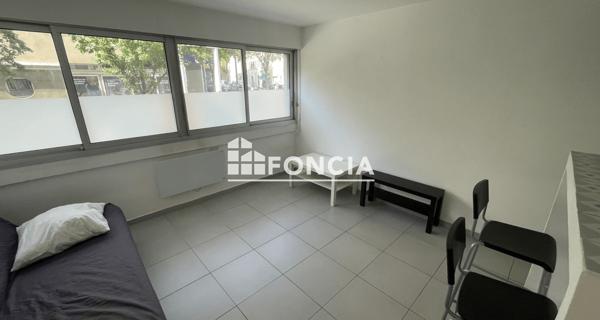 Location Studio meublé 20.06 m² - Marseille 13006