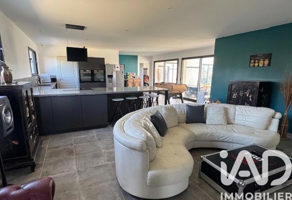 Maison à vendre 6 pièces 157 m² Montpon-Ménestérol