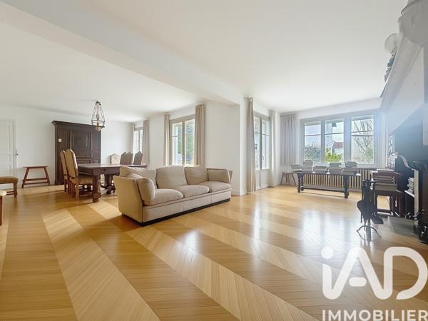 Maison à vendre 7 pièces 230 m² Pau