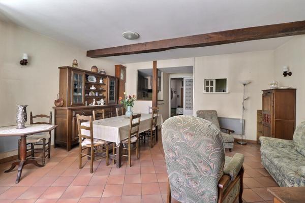 BAZAS – Maison de ville avec toit-terrasse