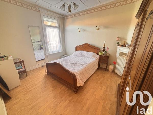 Maison 4 pièces de 94 m² à Lens (62300)