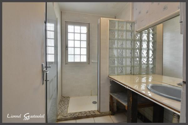 Maison à vendre de plain pied 3 chambres sur la commune de Saint Antoine de Breuilh (24)