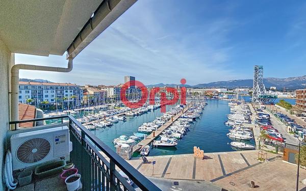 Appartement à vendre    3 pièces • 72 m2 La Seyne-sur-Mer