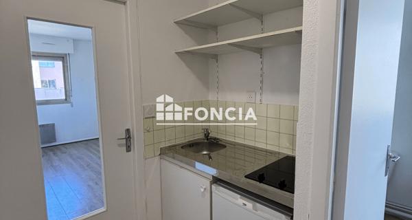 Location Studio 23.48 m² - Rennes 35000