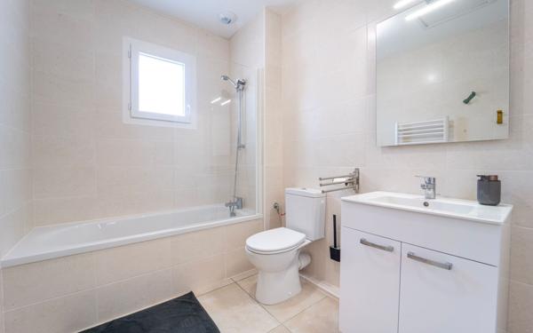 Maison à louer    4 pièces • 84,73 m2 Lit-et-Mixe