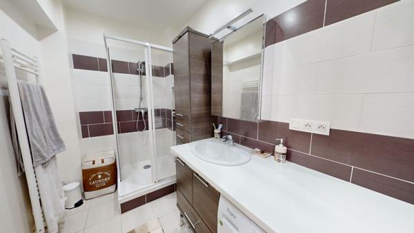 GAGNY ? VOLUMES, LUMIÈRE & RÉNOVATION CONTEMPORAINE