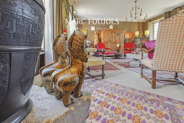 Ancien vicariat dans le centre ville historique de Louvres