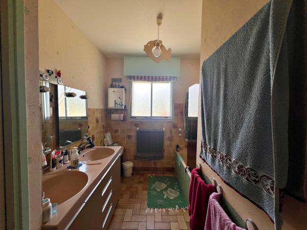 Maison à vendre 6 pièces CHAPTELAT (87)