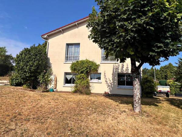 Maison à vendre 6 pièces CHAPTELAT (87)