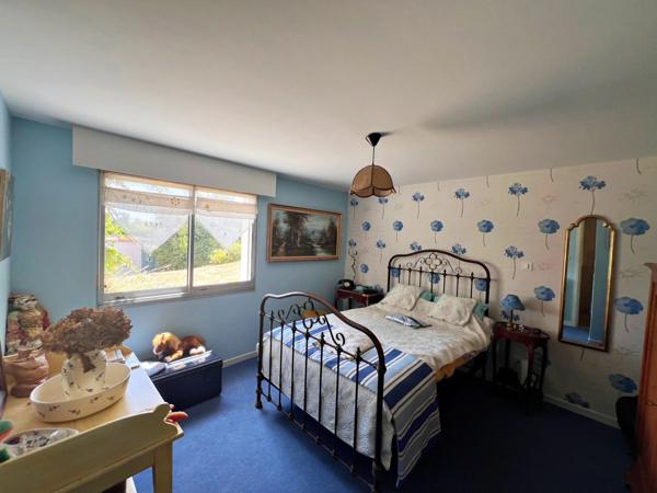 Maison à vendre 6 pièces CHAPTELAT (87)