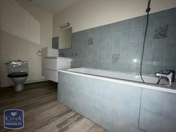 Appartement à louer 3 pièces 59m² Nîmes (30000)