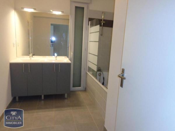 Maison à louer 4 pièces 86.3m² Cornebarrieu (31700)