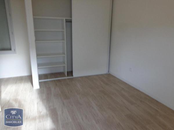 Maison à louer 4 pièces 86.3m² Cornebarrieu (31700)