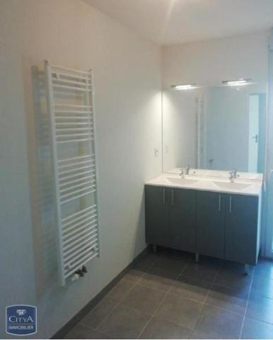 Maison à louer 4 pièces 86.3m² Cornebarrieu (31700)