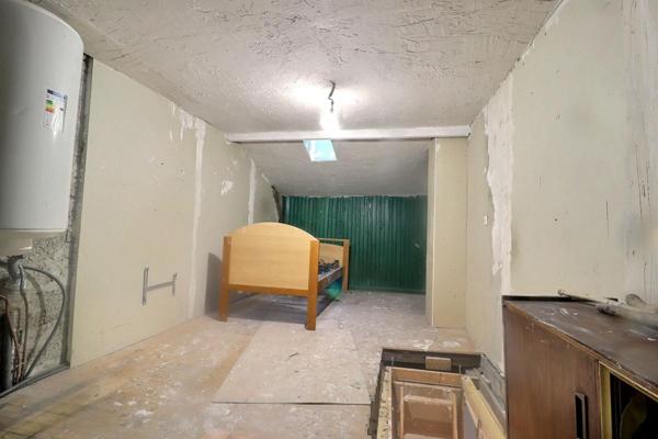 Maison de village avec cour intérieure ? Barnas