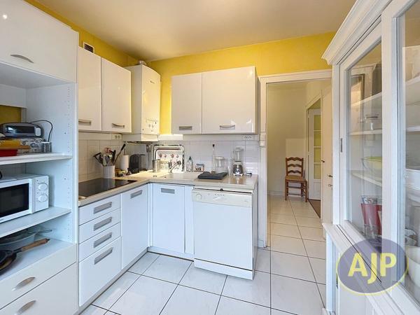 Vente appartement La Roche Sur Yon : 166 715 € - AJP Immobilier La Roche-sur-Yon