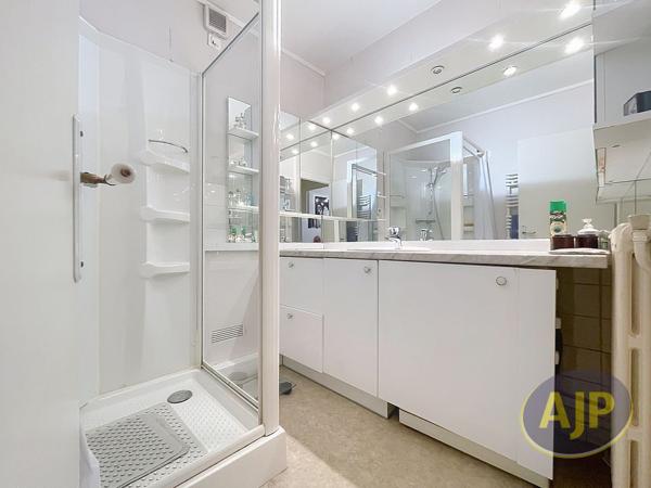 Vente appartement La Roche Sur Yon : 166 715 € - AJP Immobilier La Roche-sur-Yon