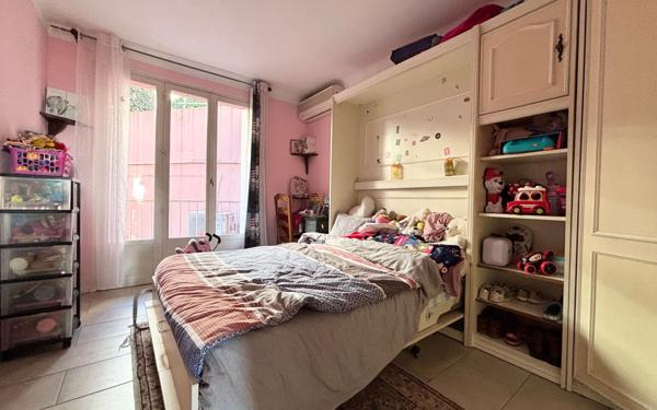 Appartement à vendre    4 pièces • 79,90 m2 Grasse