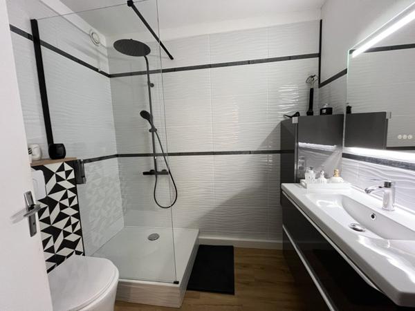 Appartement à vendre 147 000 € Lorient 2 p 50 m² DPE E