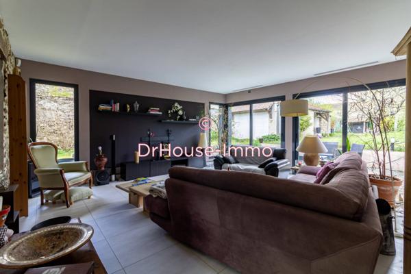 Maison à vendre 8 pièces de 218 m²